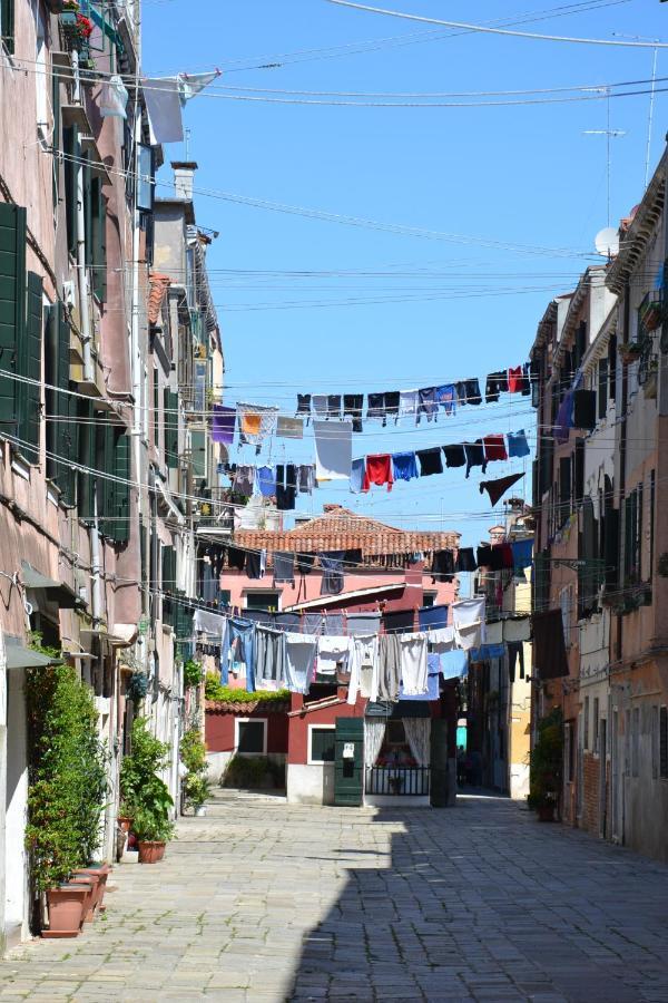 Castello 5888 B, Santa Marina, Calle Marcello, Canale Venice Exterior photo