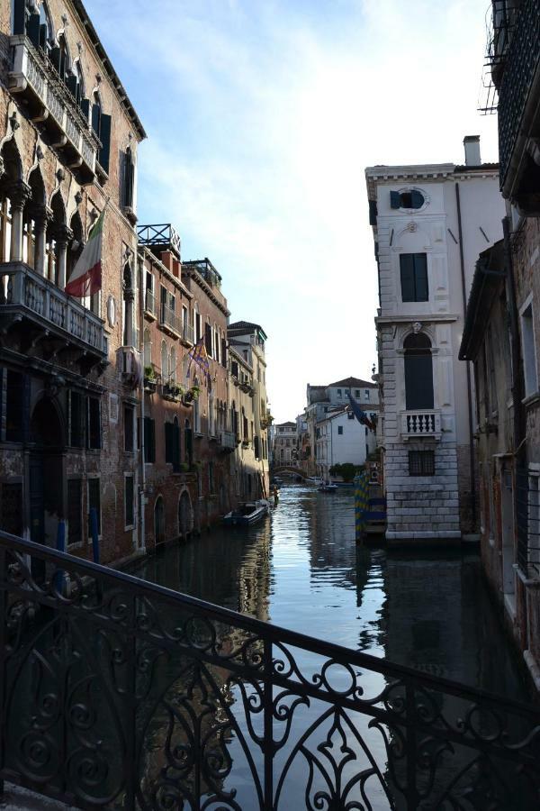 Castello 5888 B, Santa Marina, Calle Marcello, Canale Venice Exterior photo