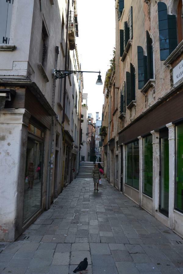 Castello 5888 B, Santa Marina, Calle Marcello, Canale Venice Exterior photo