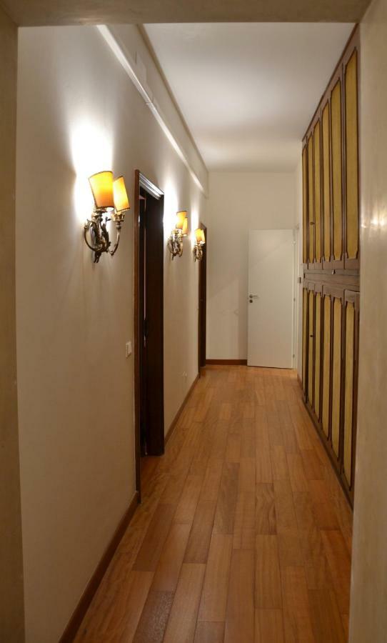 Castello 5888 B, Santa Marina, Calle Marcello, Canale Venice Exterior photo